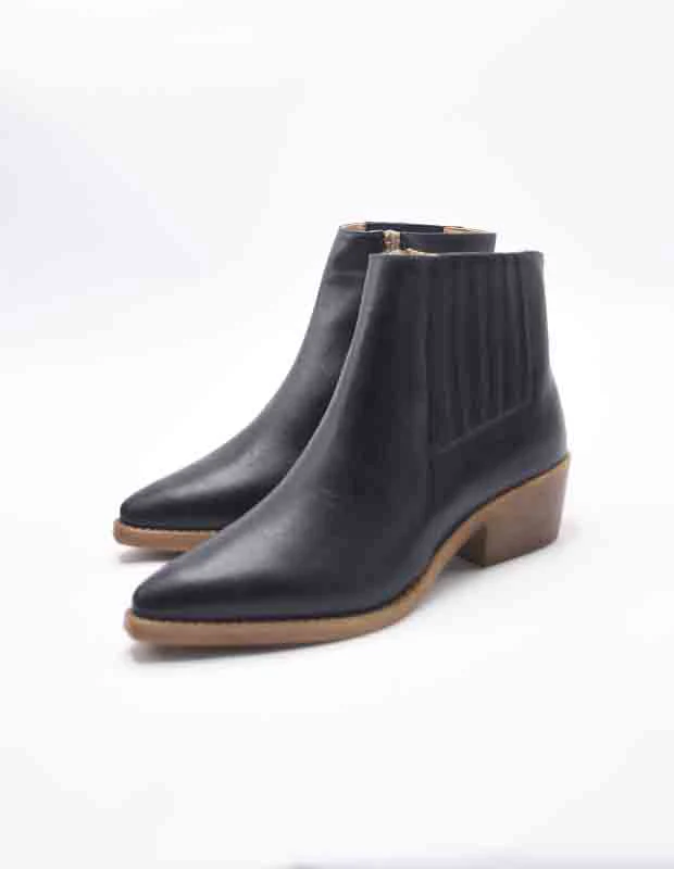 Black Edge - Image 23
