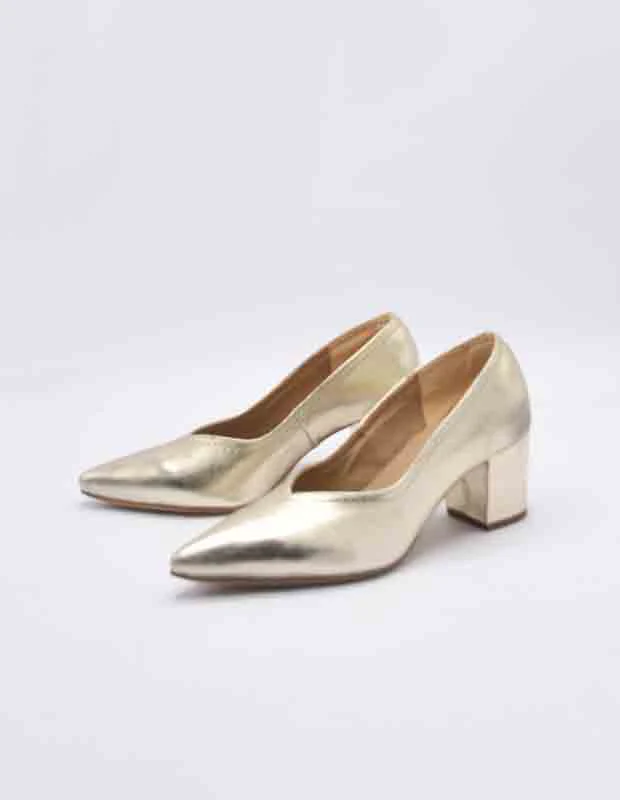 Camden Elara - Image 15