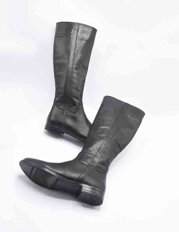 Camden Grace - Image 11