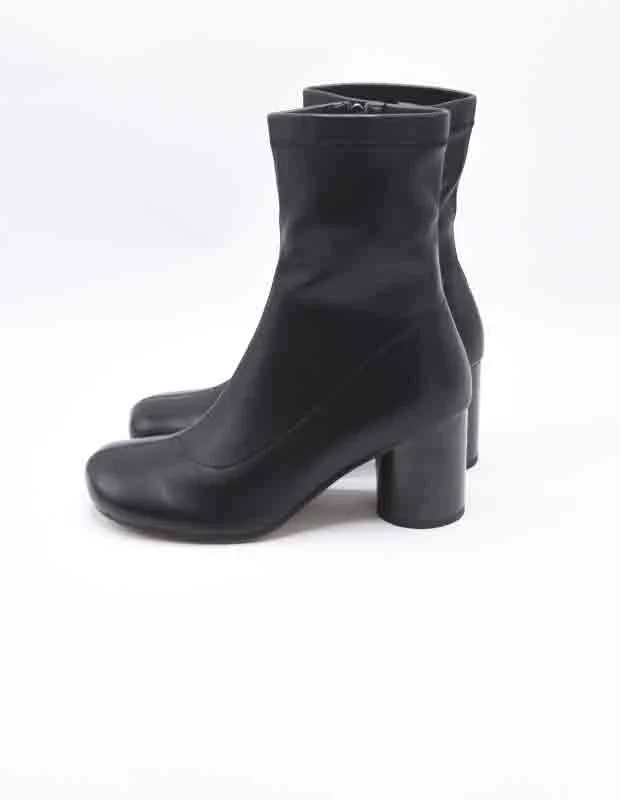 Camden Grace - Image 7