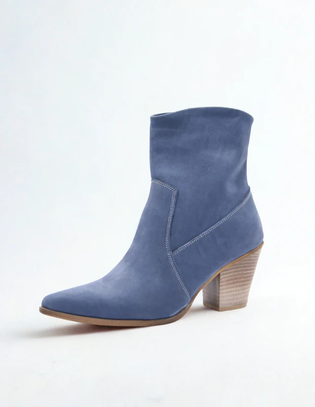 Capsule Collection-04 - Image 2