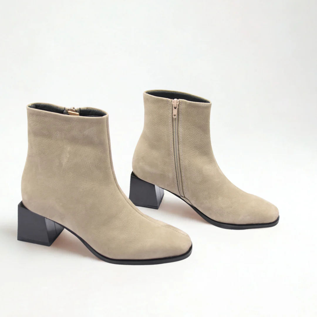 Capsule Collection-14 - Image 18