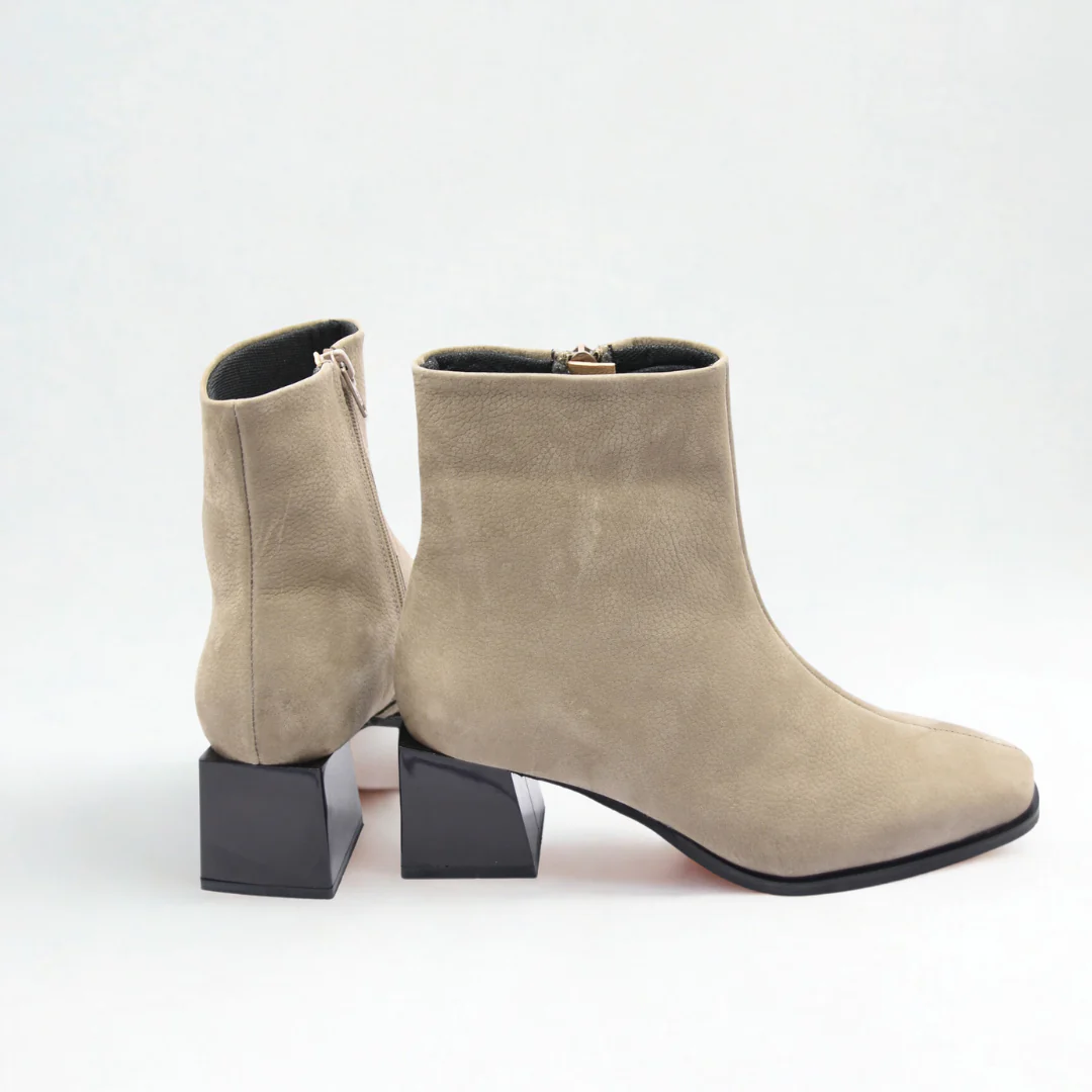 Capsule Collection-14 - Image 20