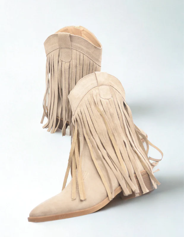 Dakota Fringe - Image 10