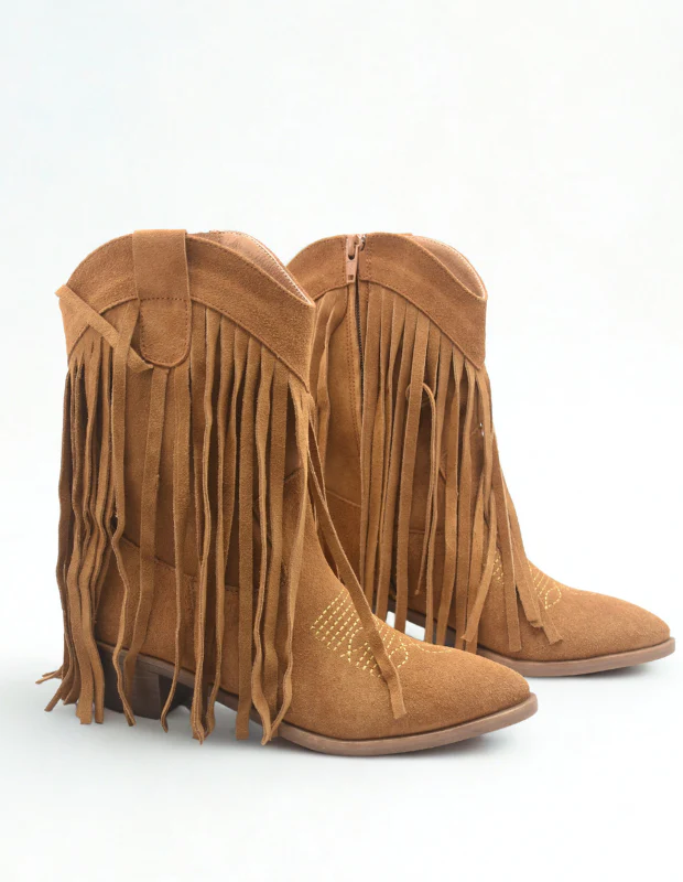 Dakota Fringe - Image 14