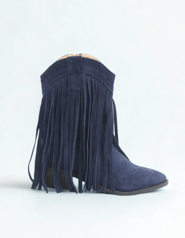 Dakota Fringe - Image 18