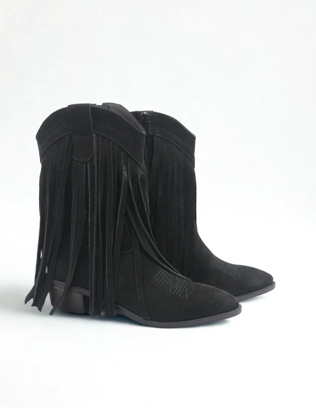 Dakota Fringe - Image 21