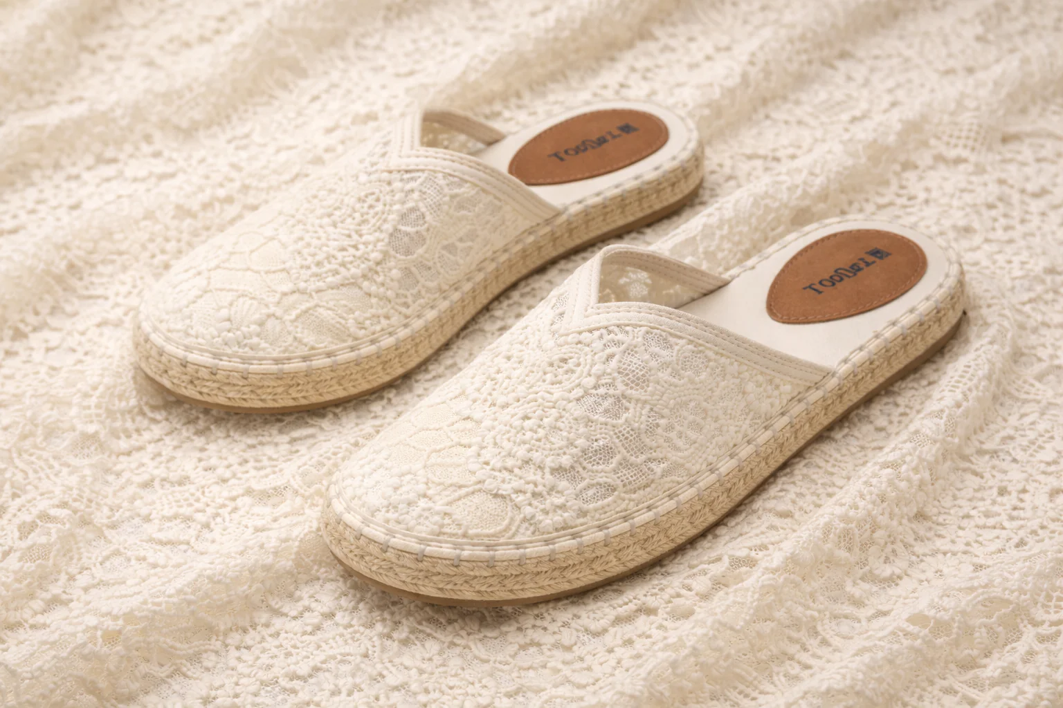 Lace Breeze Mule - Image 7