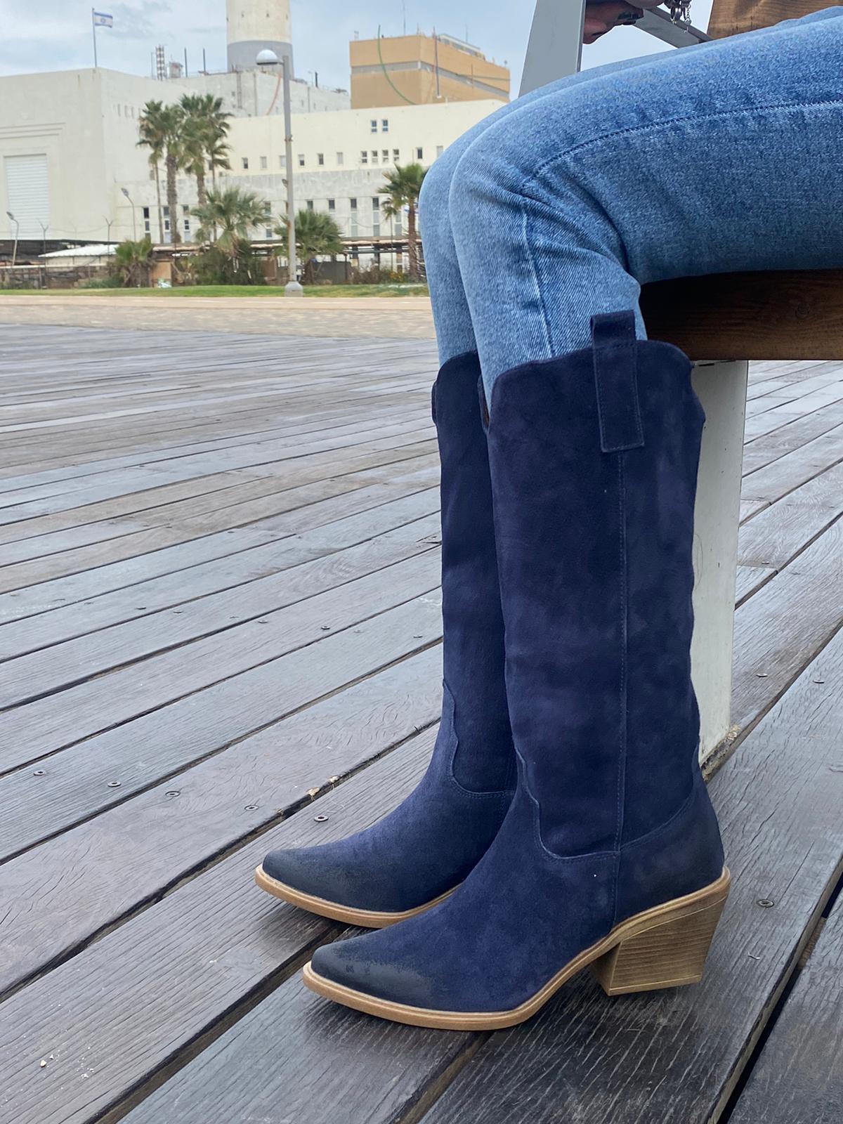 Unique Tall - Image 10