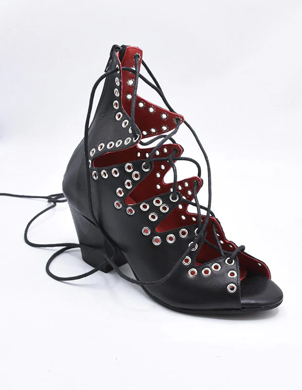 WILD CHARM - Image 6